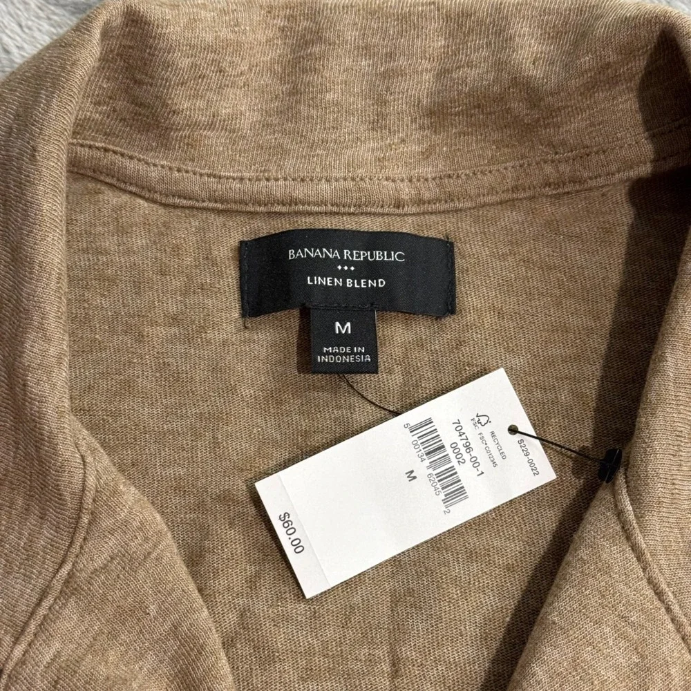 NEW Banana Republic Mens Linen Blend Pintuck Camp Shirt Tan Brown Medium M